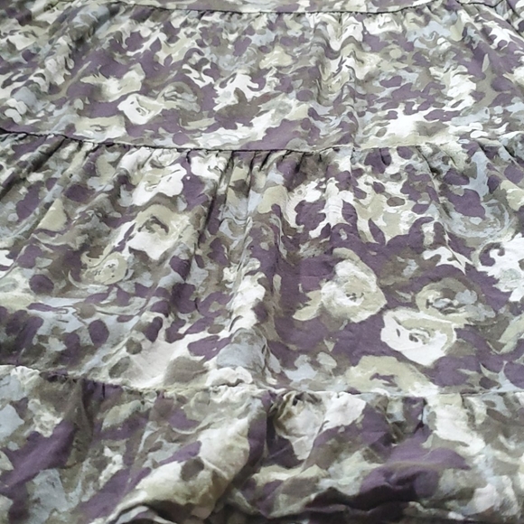 Maurices flowy tank top size small - Picture 2 of 3